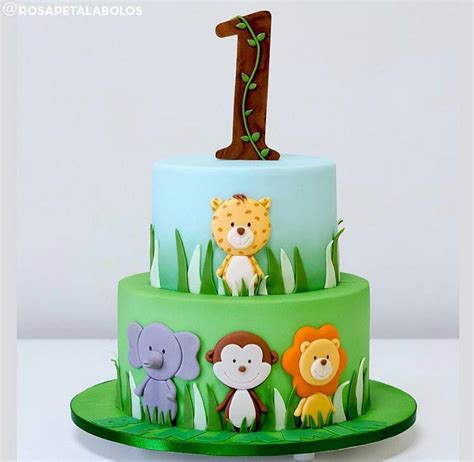 Pin By Priscila Kenes On Pasteles Tema Safari Safari Birthday Cakes