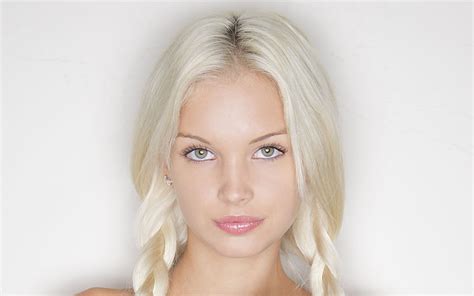 Hd Wallpaper Blondes Women Franziska Facella Faces White Background