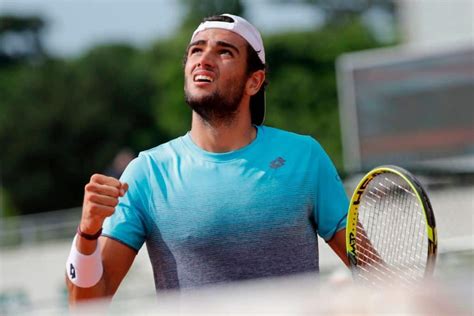 11,304 likes · 6 talking about this. Berrettini sfiora l'impresa, ma a Monaco vince Garin ...