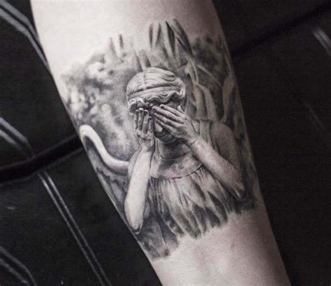 Tattoo Photo Weeping Angel Tattoo By Bro Studio Dr Who Tattoo Doctor