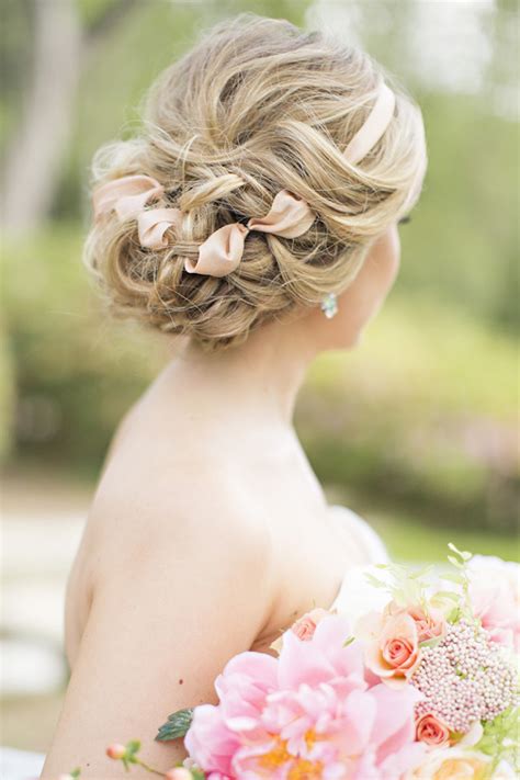 20 Gorgeous Hairstyles For Bridesmaids