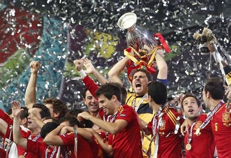 Retrouvez toute l'actualité du foot espagnol, les résultats, le classement et les matches en direct de liga sur l'équipe. Euro 2012 de football / Espagne : la victoire de la ...