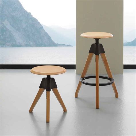 Modern design stool Sit, with polypropylene details