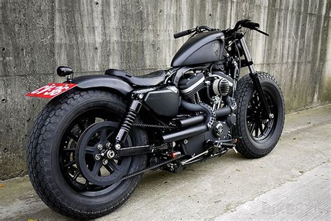 Harley Davidson Sportster Iron 883 ‘guerrilla The Garage Cafe