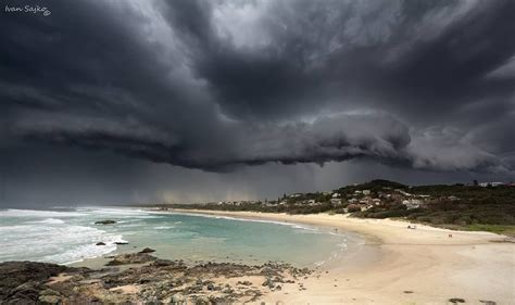 Bom weather radar, satellite and synoptic charts. Lighthouse Beach, Port Macquarie, New South Wales, Australia, by Ivan Sajko | Scenic, Beach