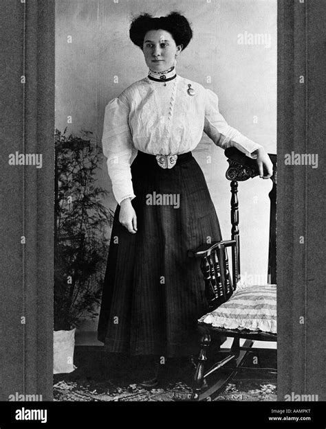1890s 1900s Turn Of The Century Full Length Portrait Woman With Hand