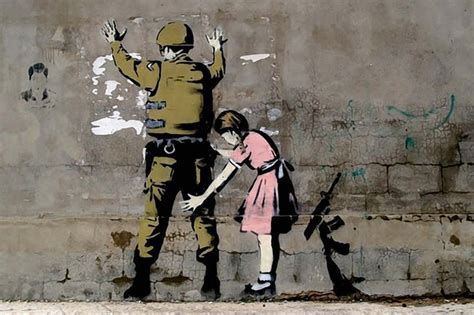 6 Obras De Banksy Que São Importantes Críticas Sociais Toda Matéria