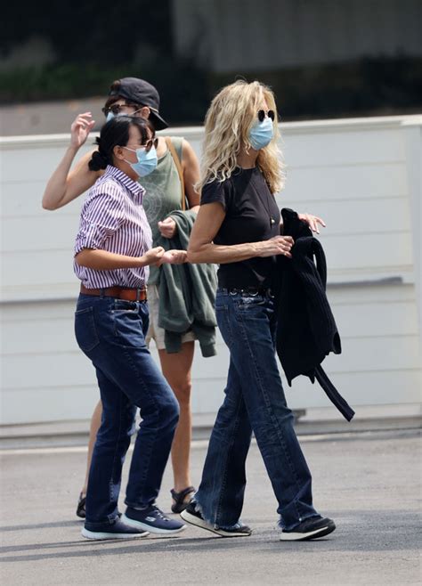 Meg Ryan And Daughter Daisy Go Shopping In La Teen Looks So Grown Up