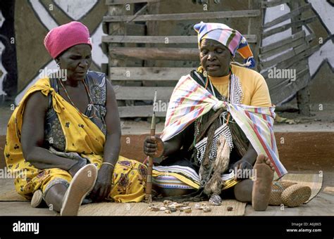 African Traditional Healer Hi Res Stock Photography And Images Alamy