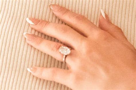 Derek Hough And Hayley Erbert Are Engaged All About Her Ring