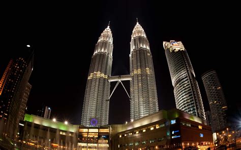 Petronas Towers Night View Hd Wallpaper