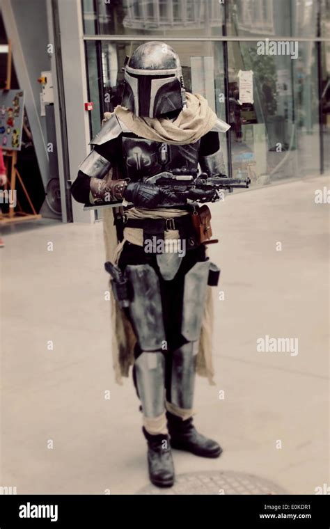 Star Wars Cosplay Bounty Hunter Stock Photo Alamy