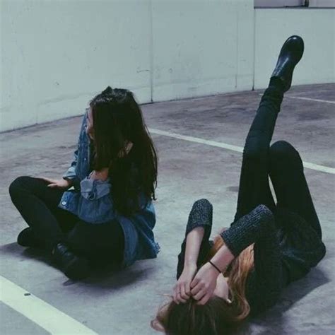 Girl Grunge And Friends Bild With Images Friend Tumblr Friend