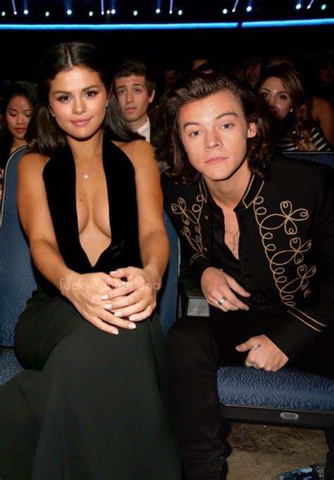 Harry Styles And Selena Gomez Manip Harry Styles 2014 American Music Awards Harry Styles Funny