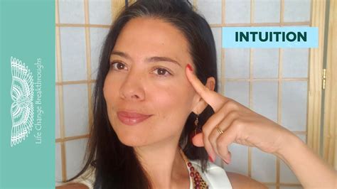 how to use your intuition and how to know the difference between intuition and your mind