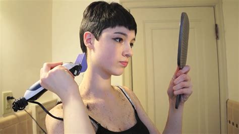 Trimming My Pixie Cut Youtube