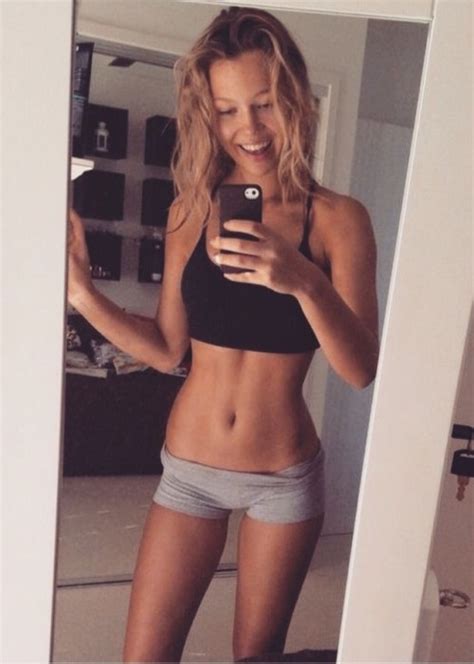 Girl Tan Fitblr Fitspo Thin Model Body Thinspo Thinspiration Fit Abs Fitness Tanned Flat Stomach