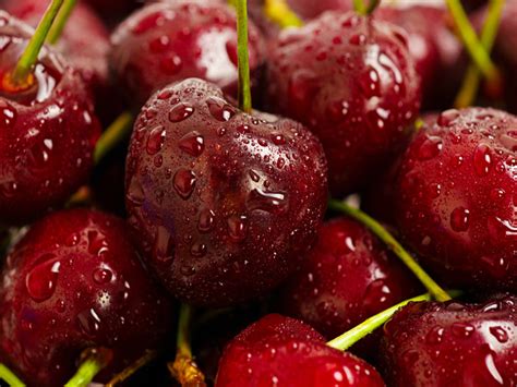 20 Amazing Benefits Of Cherries For Skin Hair And Health