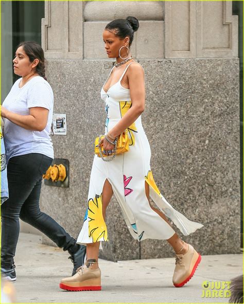 rihanna shows off spring style in floral dress photo 3670387 rihanna photos just jared