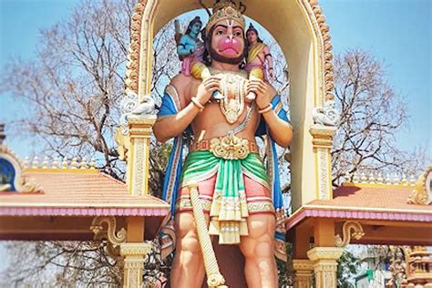 Offbeat Places Homestays Kote Anjaneya Swamy Statue Places To Visit Tumkur