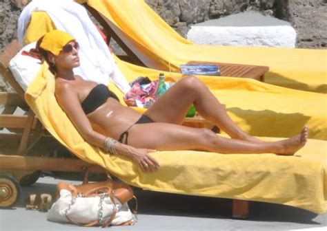 Eva Mendes In Bikini 12 Pics