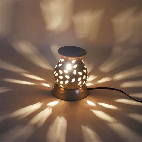 Shop the full selection of kerosene, lamp oil & olive oil fueled lamps from lehman's. Dim Light Electric Fragrance Lamp With Oil Fragrance - aaurja