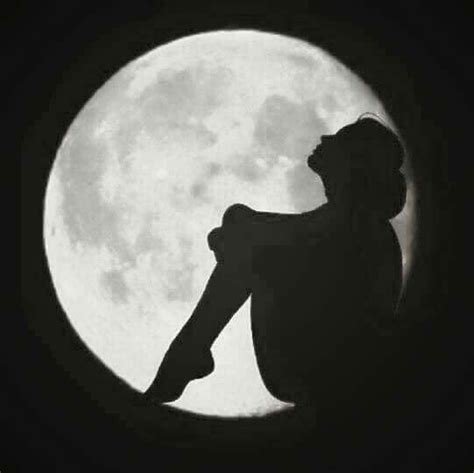Pin By PK Proloy On Belleza De Mujer Moon Photography Silhouette Art Beautiful Moon