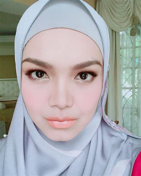 Pin On Siti Nurhaliza