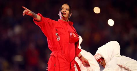 Rihanna To Perform Lift Me Up At The 2023 Oscars Flipboard