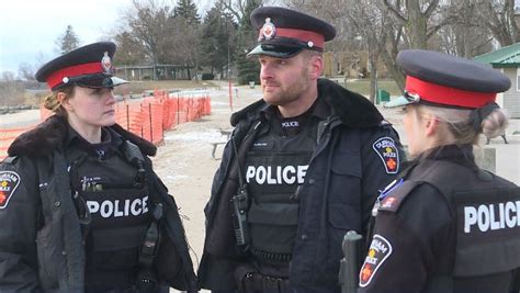Durham Regional Police Officers Praised After Freezing Lakeview Park