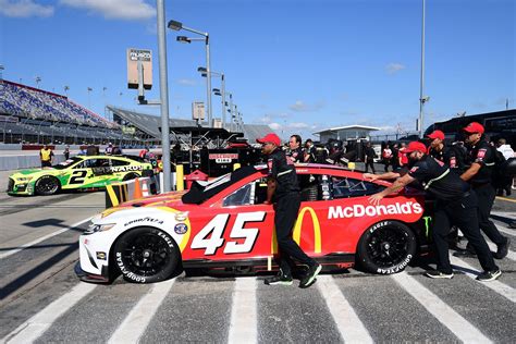Top 5 Throwback Paint Schemes To Look Out For In Nascar Cup Race In