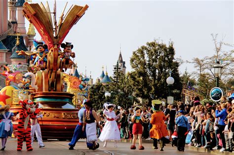 Disney Stars On Parade March 2017 Travel To The Magic