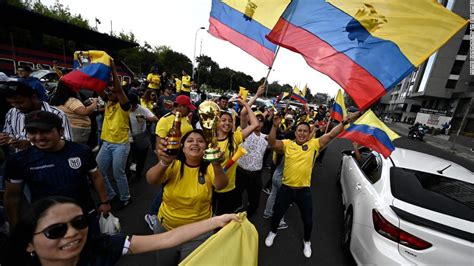 Así Celebraron Los Ecuatorianos Su Triunfo En El Primer Partido Del