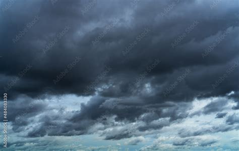 Overcast Sky Dramatic Gray Sky And Dark Clouds Before Rain In Rainy