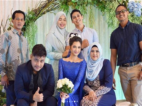 Eksklusif elfira loy dan faris kongsi ciri ciri kesukaan masing masing. Awi Rafael Dedah Kenal Tunangnya, Atikah Suhaime Ketika ...