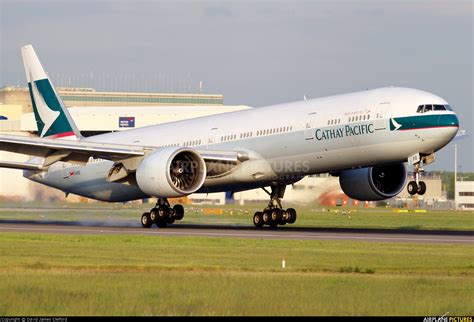 B Kpo Cathay Pacific Boeing 777 300er At London Heathrow Photo Id
