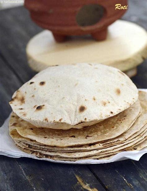 Instructions for making soft chapati: Roti ( How To Make Soft Roti Or Phulka Or Chapati) recipe ...