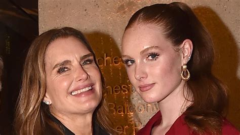 Brooke Shields Lookalike Daughter 16 Towers Over Her Mom In Rare