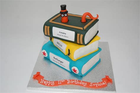 Sophies Bookworm Cake Beautiful Birthday Cakes