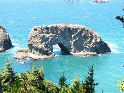 Arch Shaped Hole In Offshore Rock Southern Oregon Coast Southern
