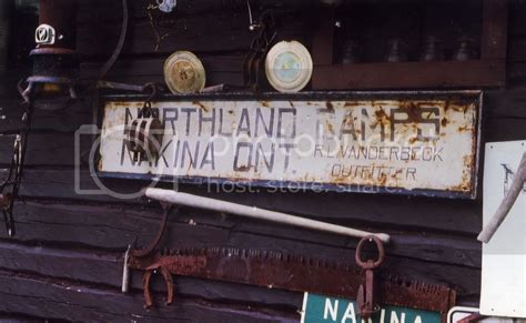 Old Northland Outfitters Sign Trap Lines North