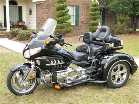 Back to specs | back to album. 2007 Honda Goldwing Trike