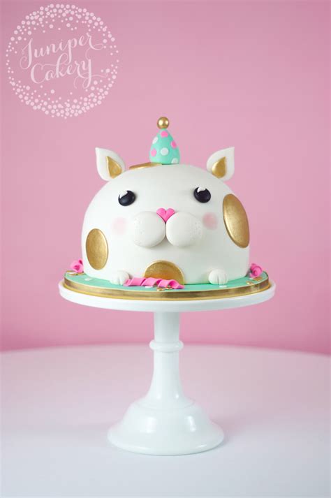 Check out our cat birthday cake selection for the very best in unique or custom, handmade pieces from our pet food & treats shops. Adorable cat in a Party Hat Birthday Cake!