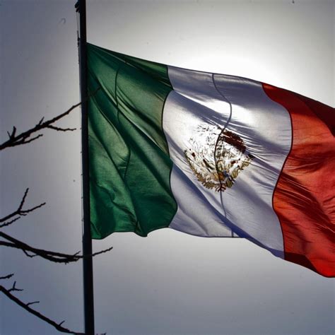 dia de la bandera de mexico la historia de la bandera mexicana la bandera mexicana es un