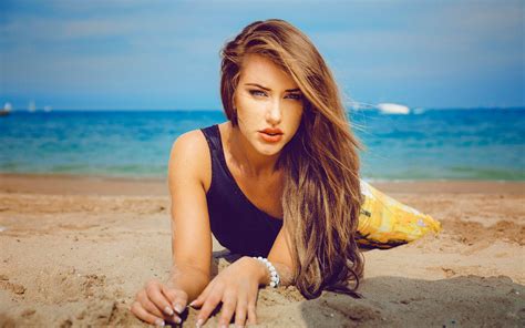 Girl On Beach Wallpapers For Android Inmobiliaria Cobian