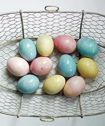 How To Make Natural Easter Egg Dye