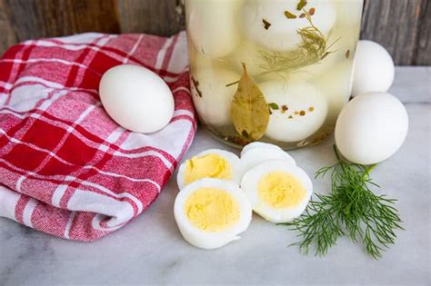 Easy Refrigerator Pickled Eggs No Canning The Kitchen Magpie