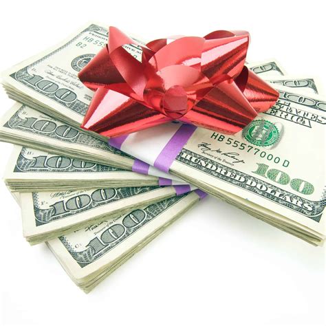 10 Easy Ways To Make Extra Money For Christmas