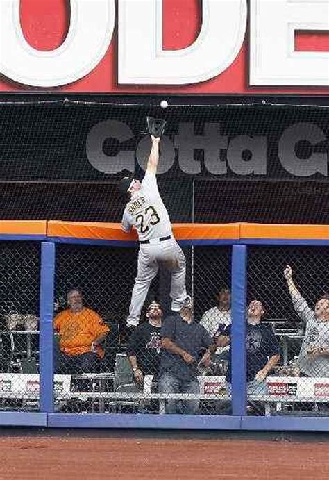 Travis Snider Makes Incredible Over The Fence Catch To Rob Mets Mike
