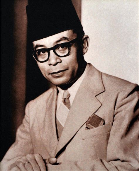 We did not find results for: Daftar Tokoh Dibalik Proklamasi Kemerdekaan RI, Soekarno ...